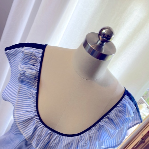 Cabi Ruffle Neck Top - Picture 3 of 6